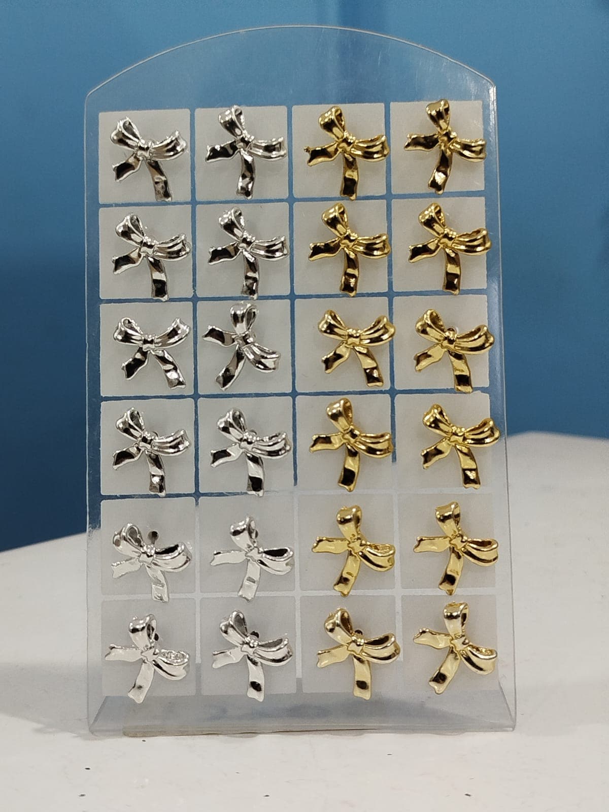 Aritos Moño – Acero Blanco y Dorado